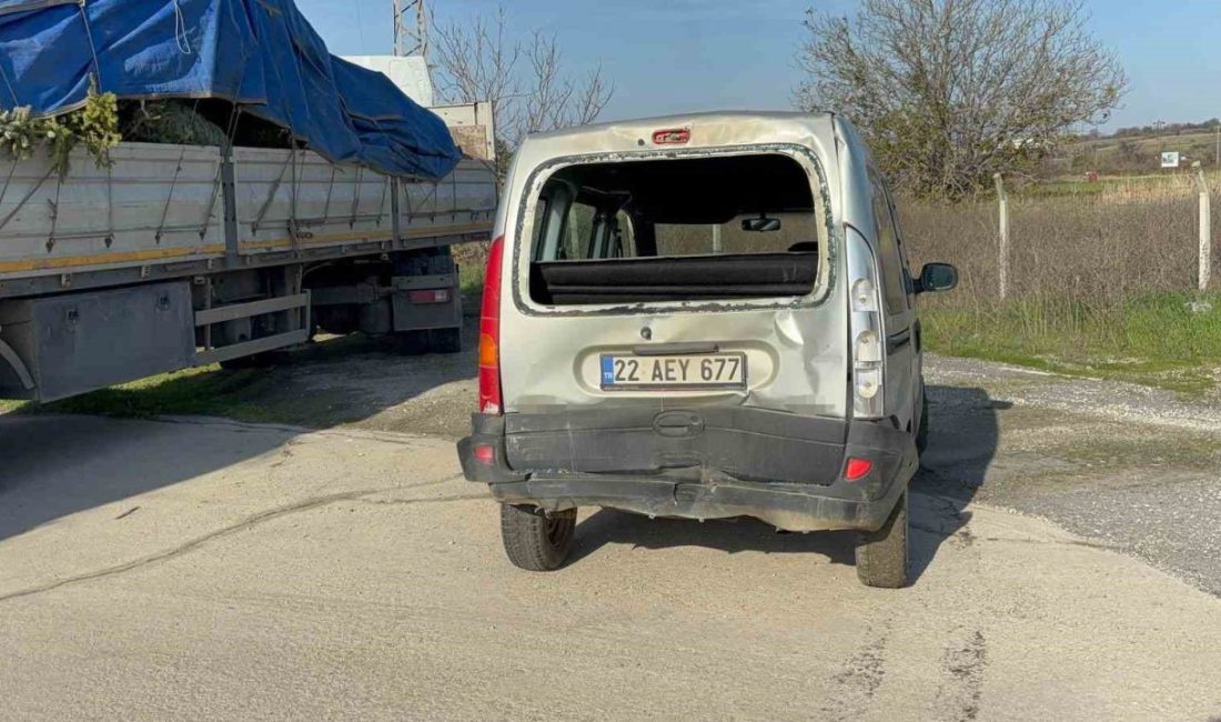 Edirne-Havsa yolunda meydana gelen zincirleme trafik kazasında 1 kişi yaralandı.
