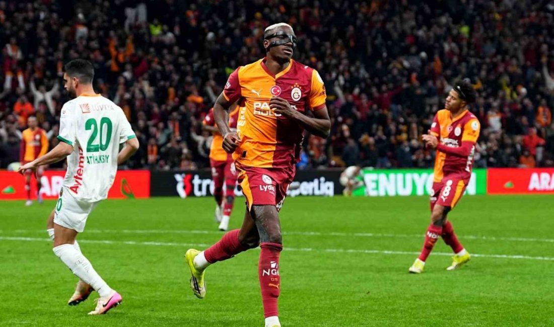 Galatasaray’ın Nijeryalı futbolcusu Victor Osimhen, Alanyaspor maçıyla bu sezonki 17.