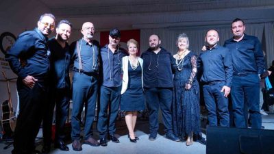 Burhaniye ilçesinde, Türk Anneler Derneği Burhaniye Şubesi tarafından düzenlenen “Eğitime