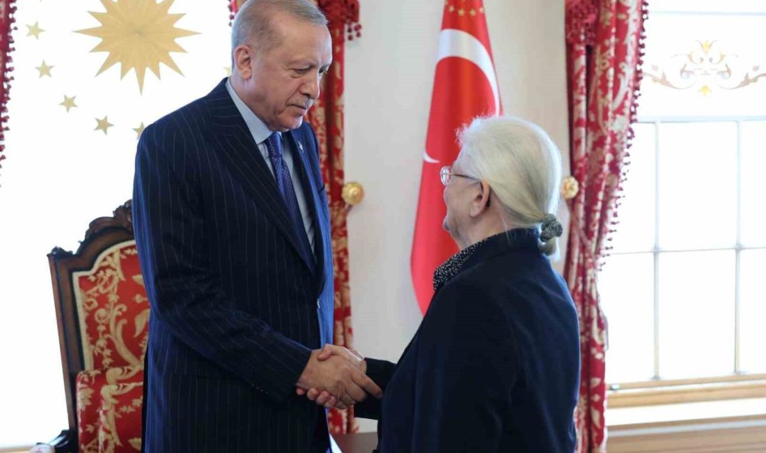 Cumhurbaşkanı Recep Tayyip Erdoğan, Adnan Menderes ve dava arkadaşlarının ailelerini