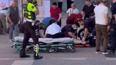 Edirne’de meydana gelen trafik kazasında çarpışan iki motosikletin sürücüleri yaralandı.