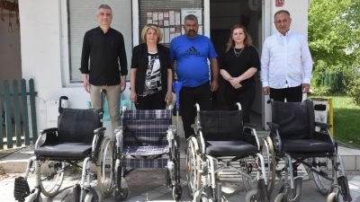 Edremit Belediyesi, sosyal belediyecilik anlayışı kapsamında engelli ve ihtiyaç sahibi