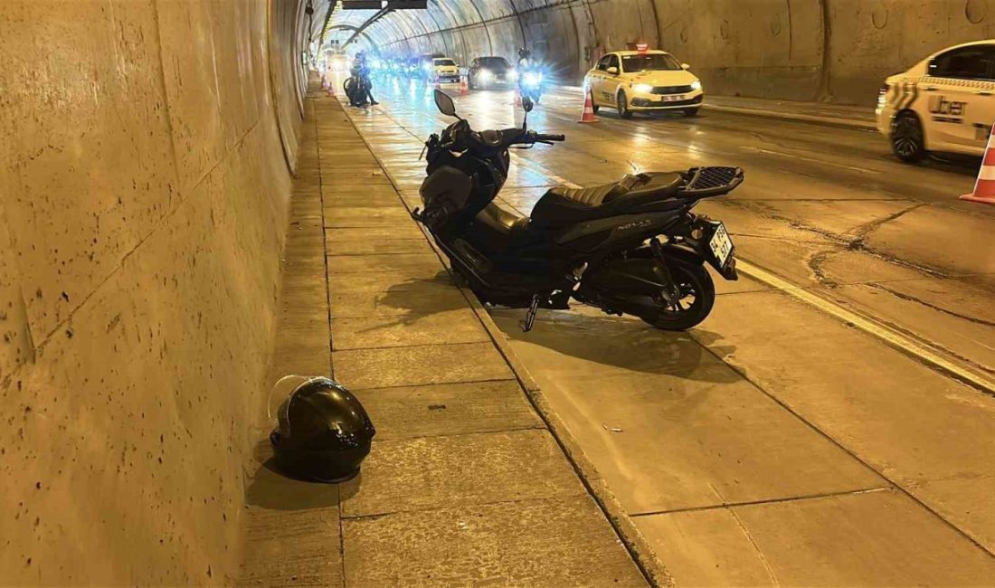 İstanbul’da Bomonti-Dolmabahçe Tüneli’nde yola dökülen yağ kazaya neden oldu. Kayganlaşan
