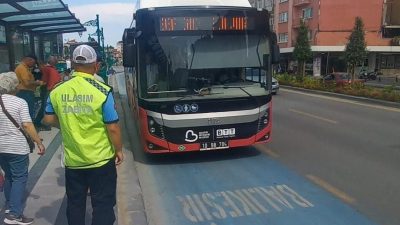 Balıkesir Büyükşehir Belediyesi, hava sıcaklıklarının artmasıyla birlikte vatandaşların toplu taşıma