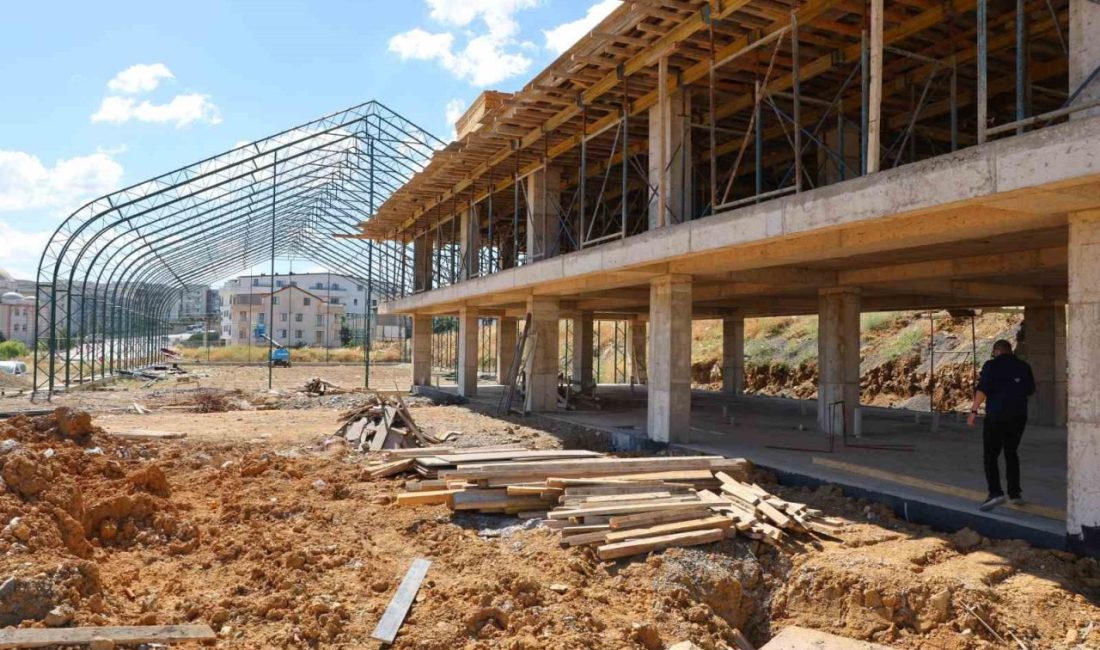 Darıca’da gençlerin ve sporseverlerin faydalanması amacıyla projelendirilen Atatürk Caddesi Spor