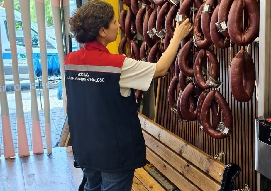 Tekirdağ İl Tarım ve Orman Müdürlüğü ekipleri, vatandaşların güvenilir gıdaya