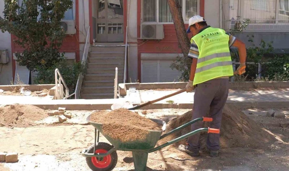 Balıkesir’in Ayvalık ilçesinde; Ayvalık Belediyesi Fen İşleri Müdürlüğü ekipleri, ilçe
