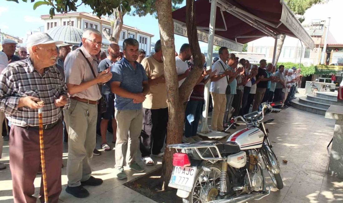 Burhaniye ilçesinde, emekli Hava Uçak Bakım Kıdemli Başçavuş Mazlum Alamur