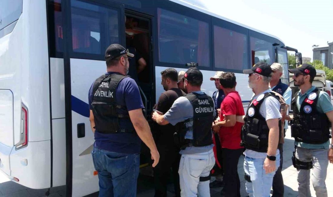 Çanakkale’nin Gökçeada ilçesinde yasa dışı yollarla yurt dışına çıkış hazırlığında