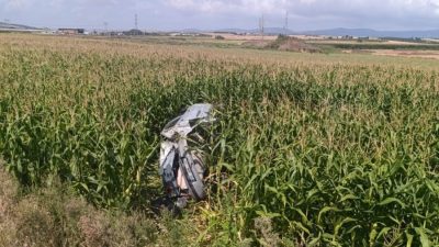 Karacabey-Bandırma karayolunda meydana gelen trafik kazasında 3 kişi yaralandı. Edinilen