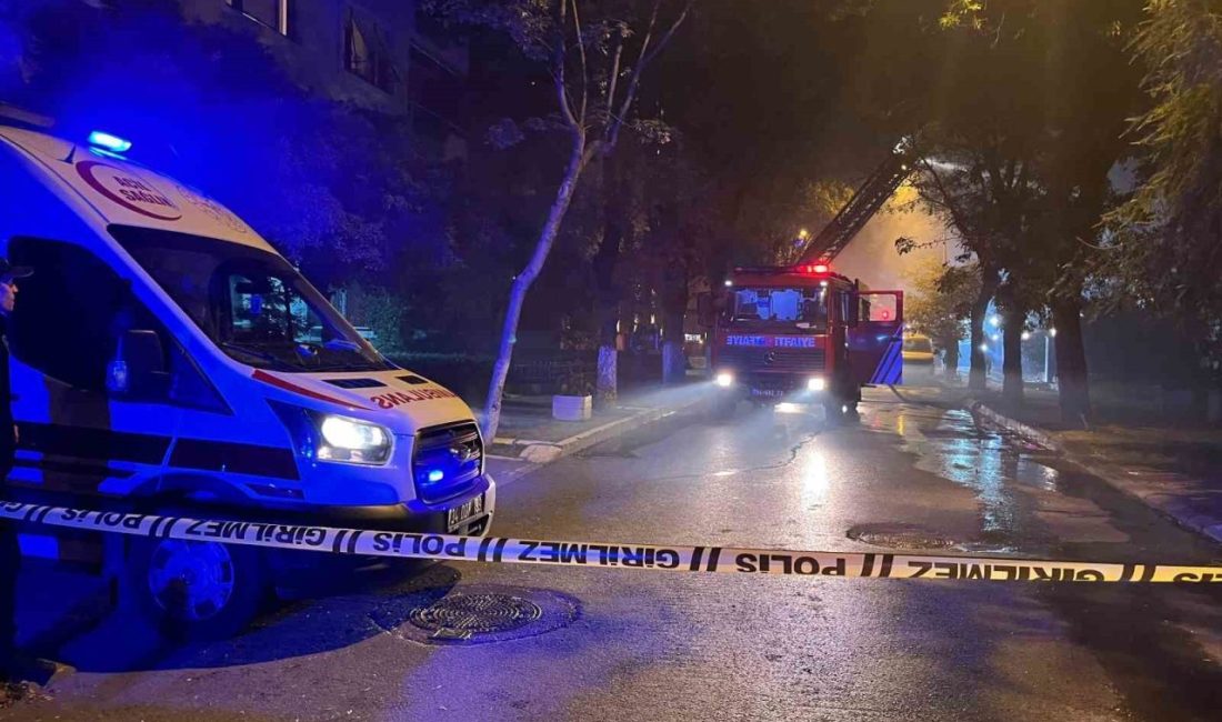İstanbul Bakırköy’de kentsel dönüşüm çalışmaları kapsamında boşaltılan 4 katlı bir