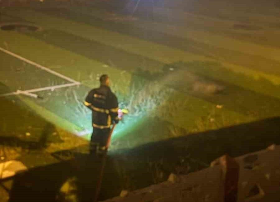 Bilecik’te iki farklı noktada yangın çıktı. İlk yangın dün gece,