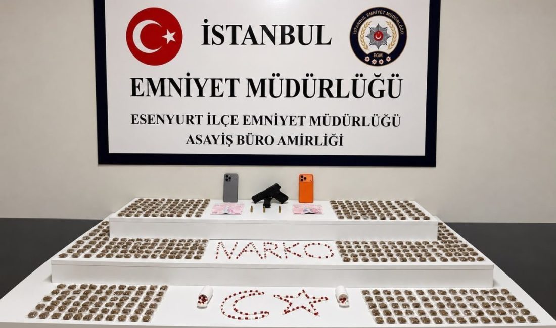 İstanbul Esenyurt’ta park halindeki şüpheli araçta yapılan aramalarda 1 adet