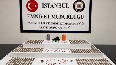 İstanbul Esenyurt’ta park halindeki şüpheli araçta yapılan aramalarda 1 adet
