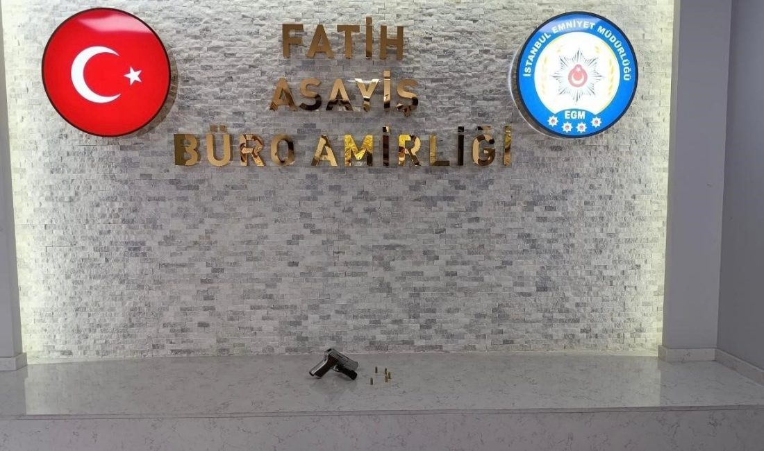 İstanbul Fatih’te çarşı ve mahalle bekçileri tarafından durdurulan motosikletli 2