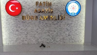 İstanbul Fatih’te çarşı ve mahalle bekçileri tarafından durdurulan motosikletli 2