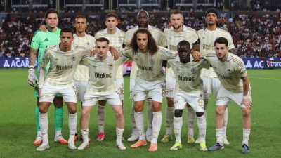 Fenerbahçe, konuk olduğu Gaziantep FK ile golsüz berabere kaldı ve