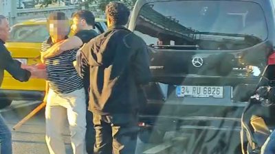 İstanbul Kağıthane’de meydana gelen trafik kazasının ardından taraflar arasında çıkan