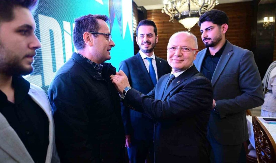 AK Parti Osmangazi İlçe Danışma Meclisi Toplantısı yoğun katılımla gerçekleşti.