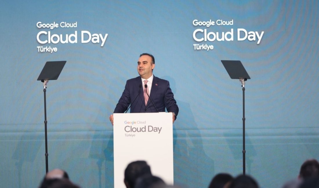 Sanayi ve Teknoloji Bakanı Mehmet Fatih Kacır, ‘‘Türkiye’nin yapay zeka