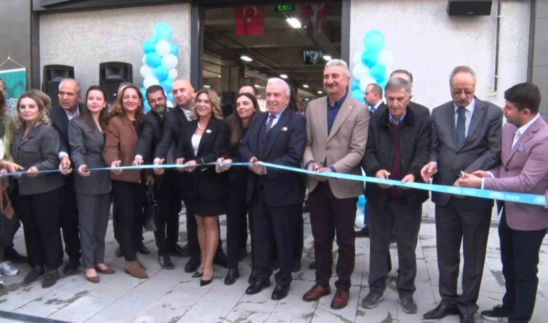 Nilüfer Belediyesi tarafından yapımı tamamlanan modern pazar alanı, Balat Mahallesi’nde