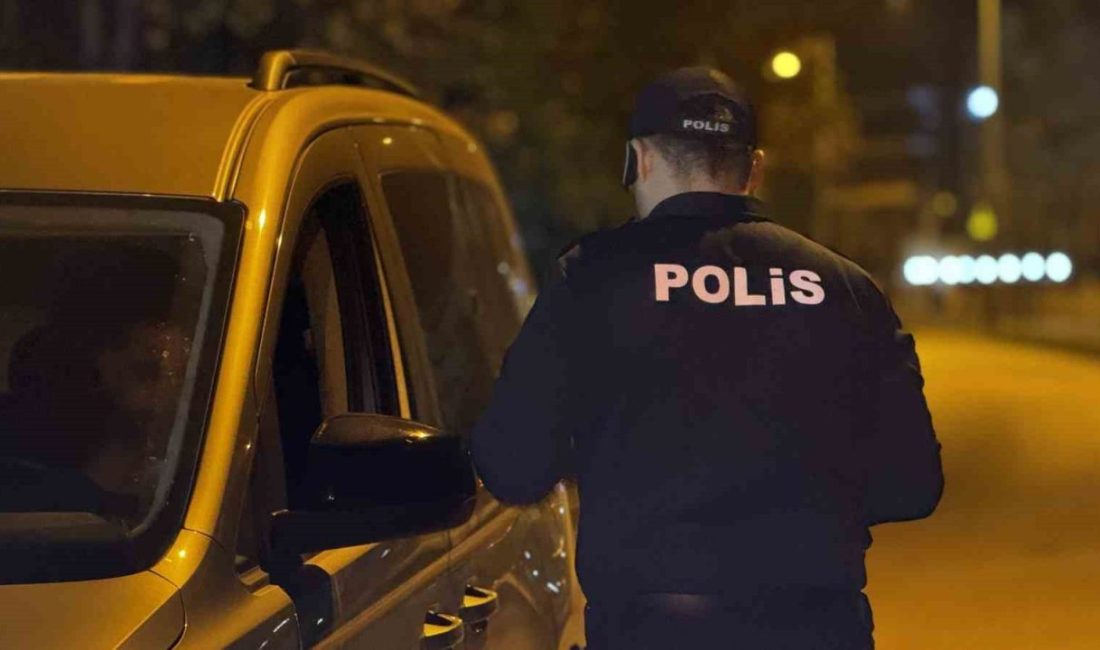 Bursa’da polis ve gece kartallarının ortak gerçekleştirdiği denetimde, alkol alan