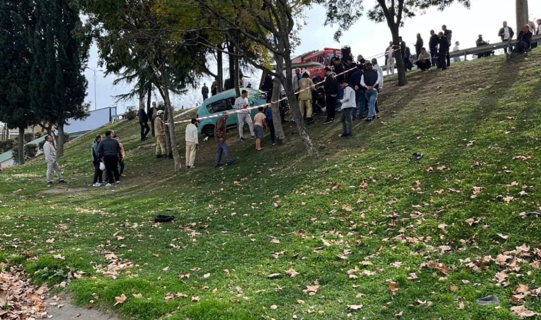 Esenler O-3 Otoyolu İstoç istikametinde kontrolden çıkan otomobil bariyerleri aşarak