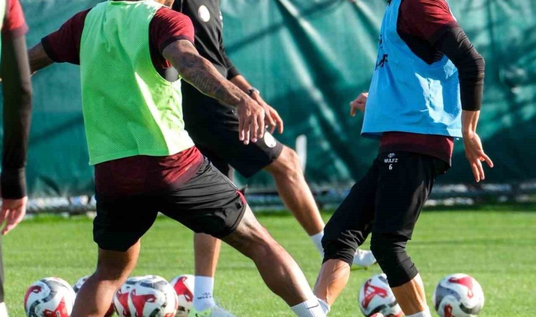 Fatih Karagümrük, Trendyol Süper Lig’in 13. haftasında deplasmanda oynayacağı Eyüpspor