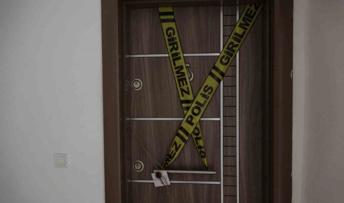 Kocaeli’de göreve gelmeyen mesai arkadaşının evine giden polis ekipleri, korkunç