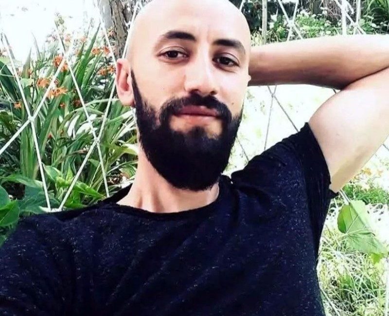 Sakarya’nın Karasu ilçesinde 41 yaşındaki adam, hastaneden dönen eşi tarafından