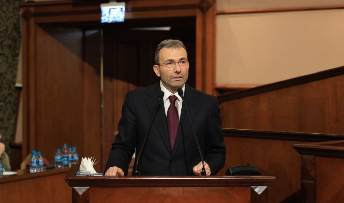 Pendik Belediye Başkanı Ahmet Cin, İstanbul Büyükşehir Belediyesi (İBB) Meclisi’nde