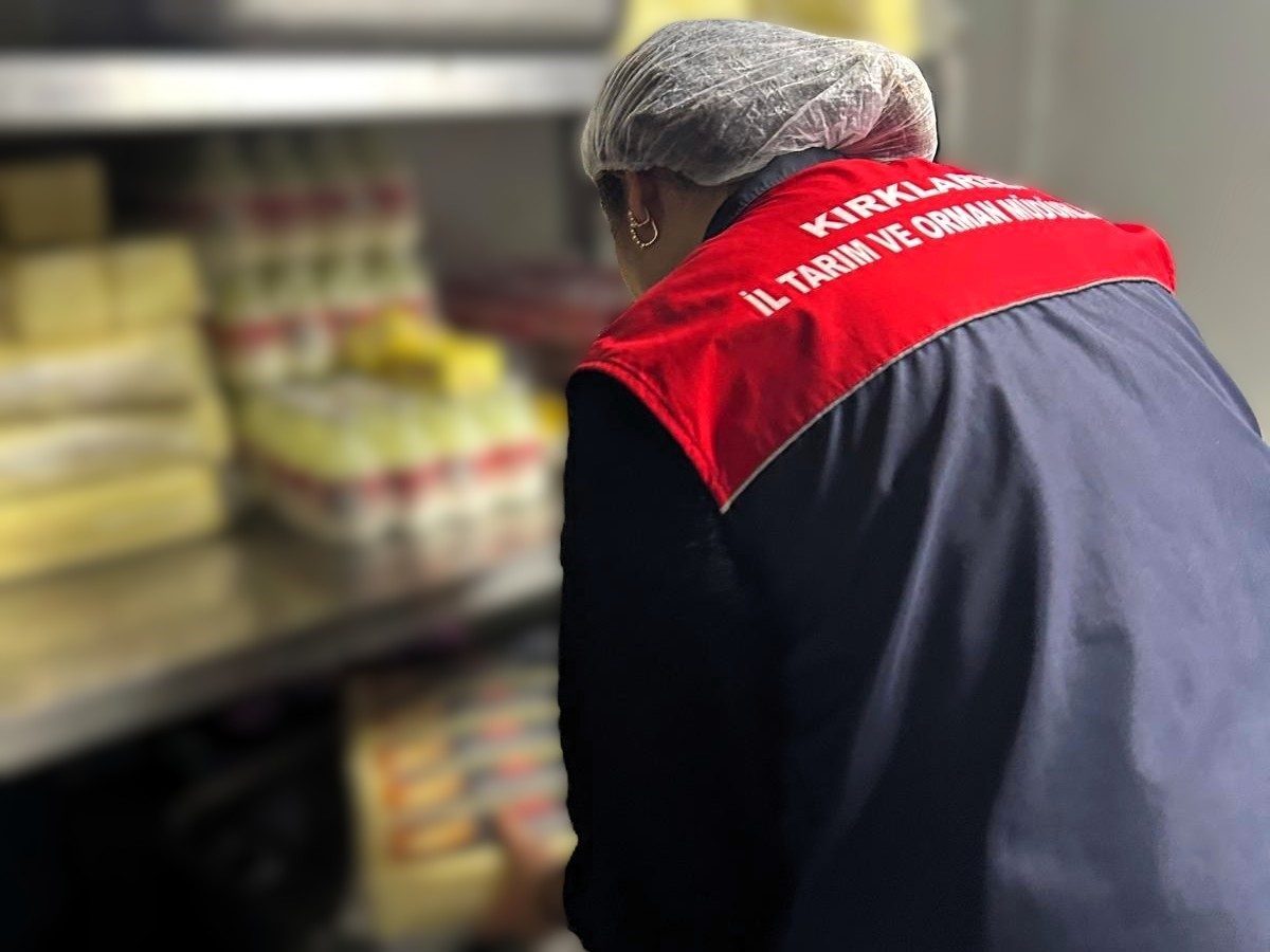 Kırklareli’nde gıda ürünleri satışı yapan işletmeler denetlendi. Denetimlerde mevzuata uygun