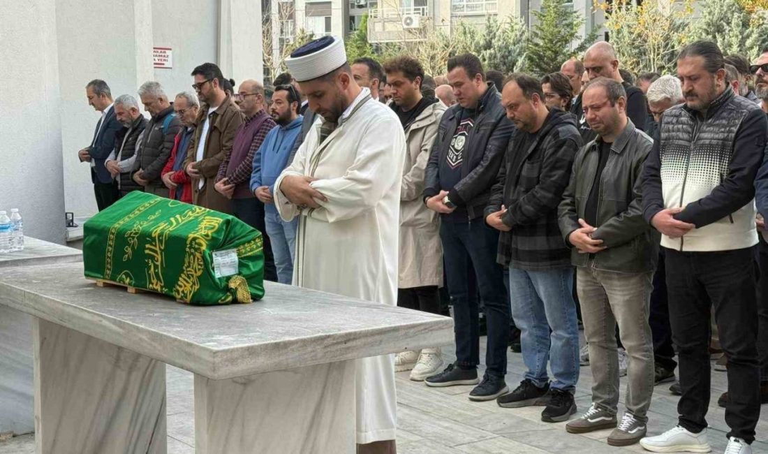 İstanbul Büyükçekmece’de makas atarak ilerleyen alkollü sürücünün ölümüne neden olduğu