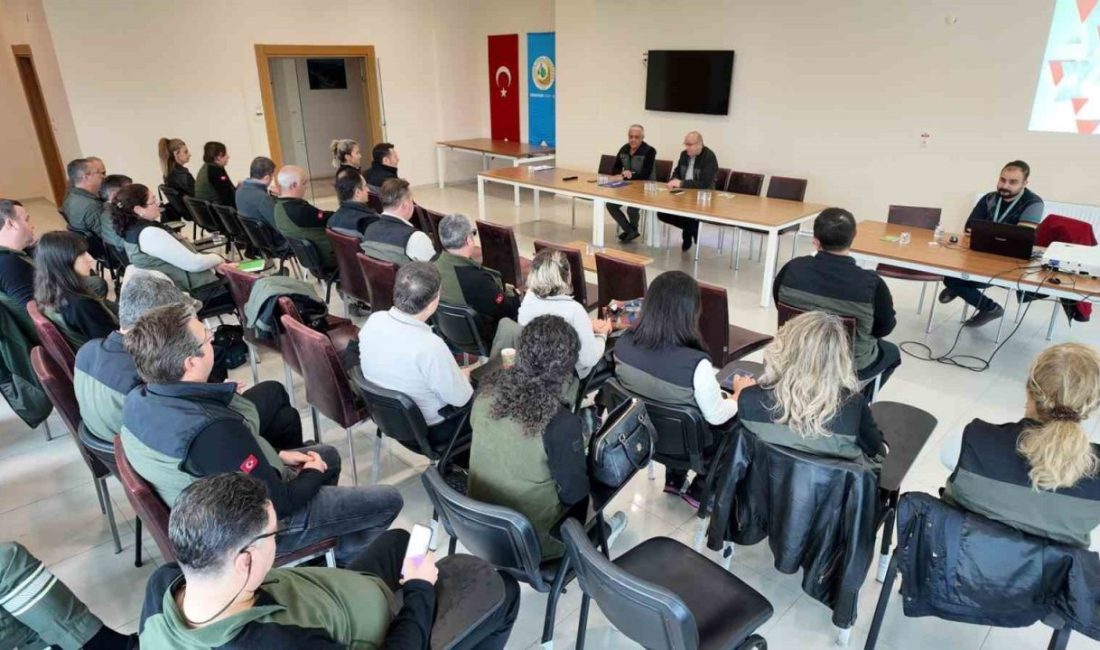 Çanakkale’de Orman Bölge Müdürlüğü ekiplerine koruyucu ruh sağlığı eğitimi verildi.
