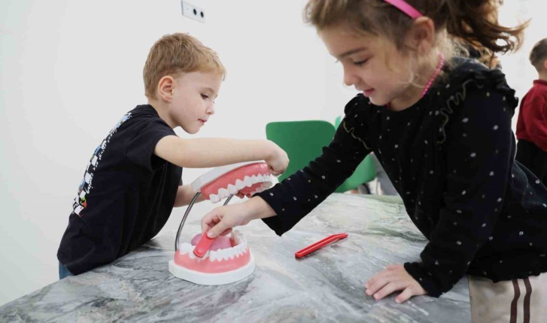 Osmangazi Belediyesi’nin hizmete kazandırdığı kreşlerde eğitim gören miniklere, uzman diş