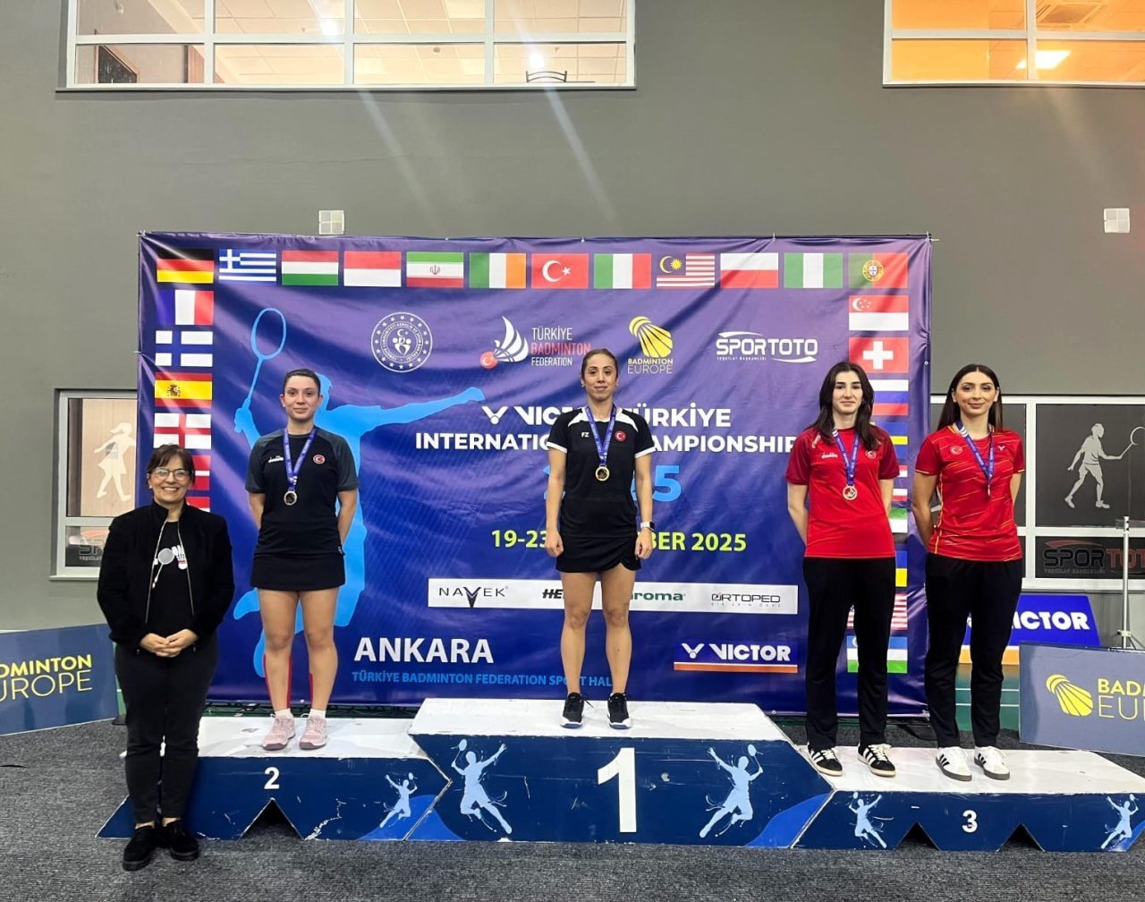 Osmangazi Belediyespor Badminton Takımı sporcularından Özge Bayrak Bağcı, ‘Victor Türkiye