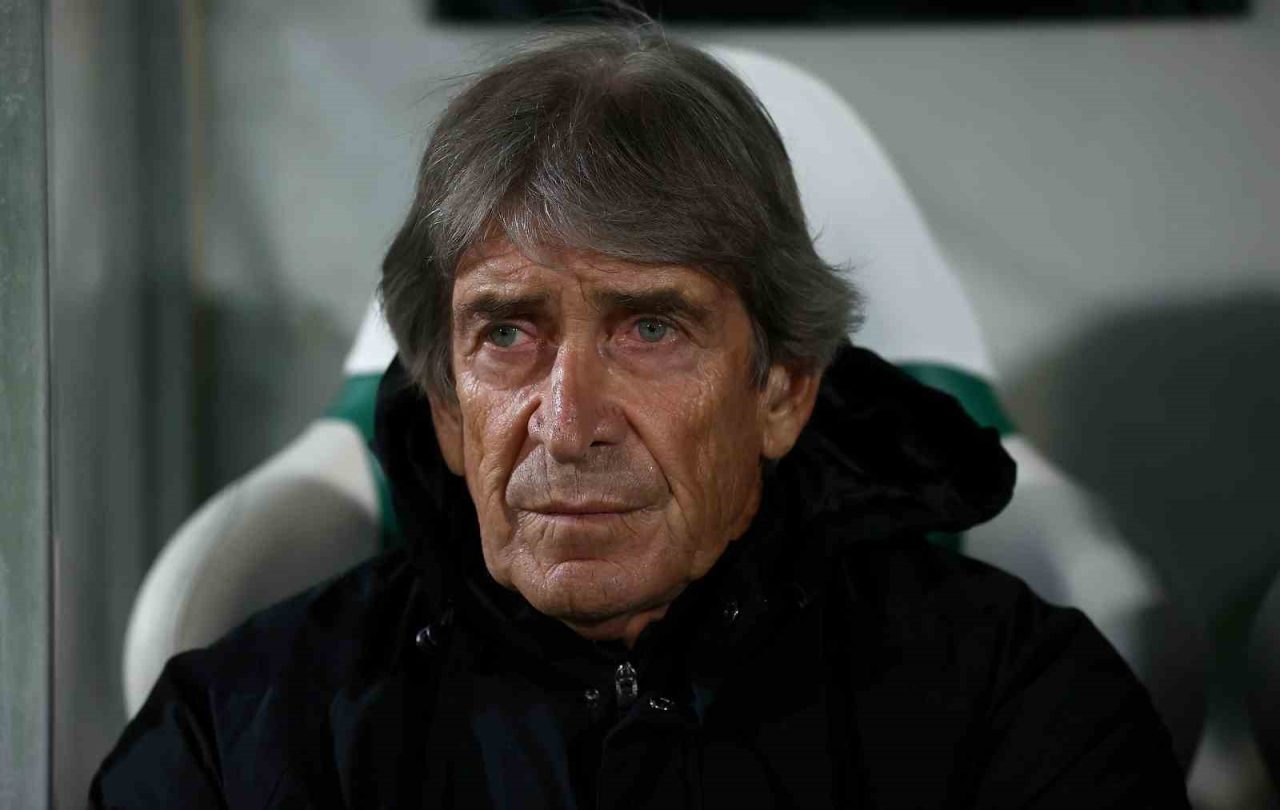 İspanya La Liga ekiplerinden Real Betis, teknik direktör Manuel Pellegrini’nin