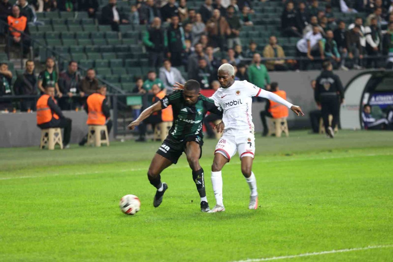 Trendyol Süper Lig’in 14. haftasında Kocaelispor konuk ettiği Gençlerbirliği’ni 1-0