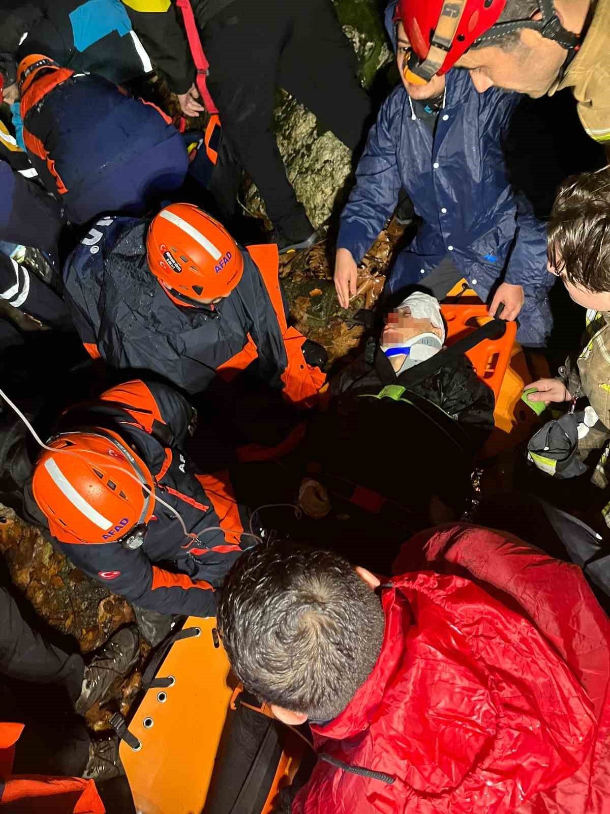 Bursa’da çıtıkları Uludağ Milli Parkı’nda kaybolan 2 çocuktan biri, düşerek