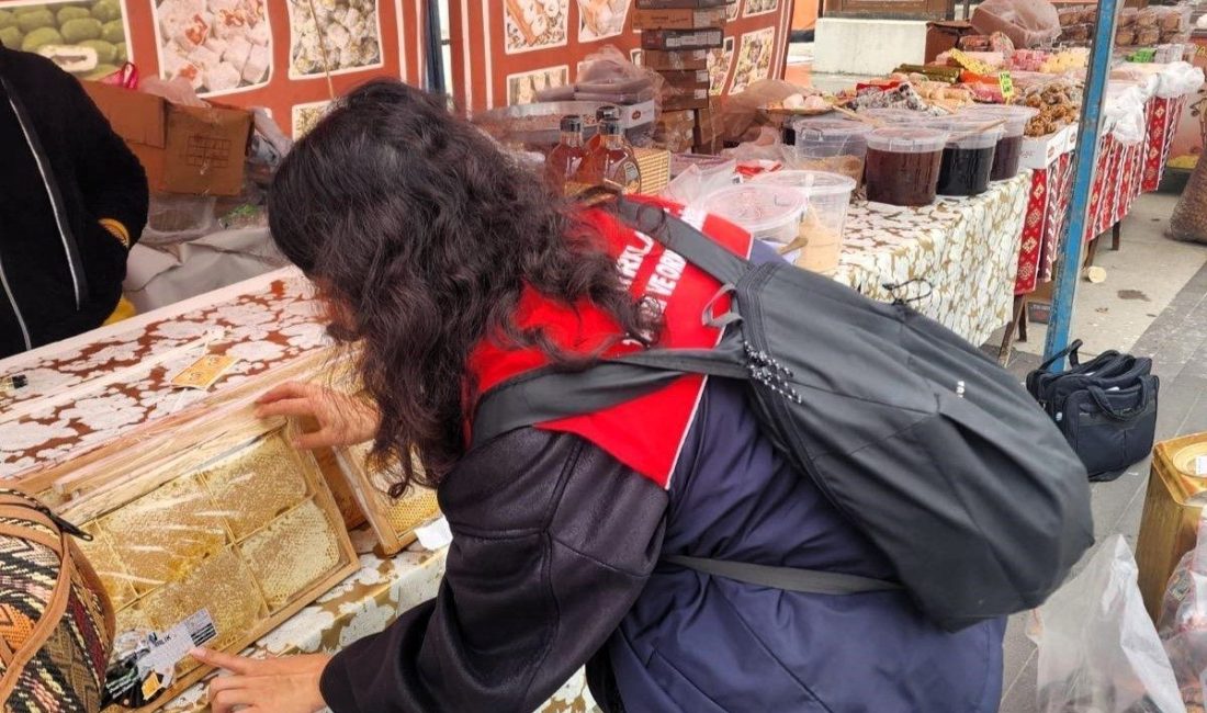 Kırklareli’nin Vize ilçesinde kurulan ürün pazarında mevzuata uygun olmayan ürünler