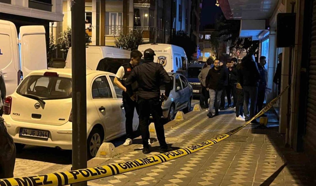 Zeytinburnu’nda iddiaya göre alacaklarını tahlis etmek için işyerine giden iki