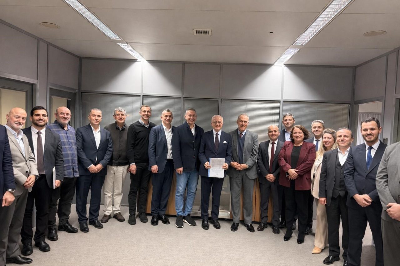 Aksa Doğalgaz, Türkiye’nin önde gelen doğal gaz şirketlerinden AGDAŞ’ı bünyesine