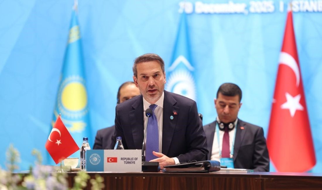 Enerji ve Tabii Kaynaklar Bakanı Alparslan Bayraktar, “Elektriğin, doğal gazın