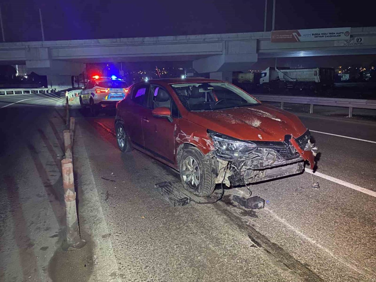 Bursa’nın Nilüfer ilçesinde alkollü sürücünün direksiyon hâkimiyetini kaybetmesi sonucu meydana