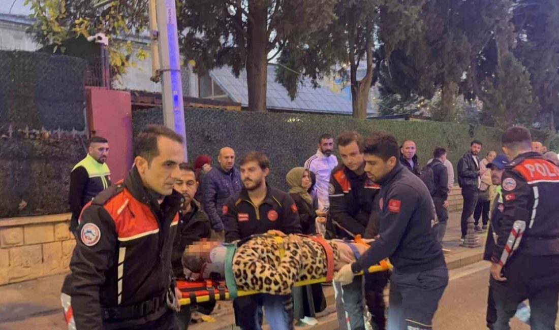 Tekirdağ’ın Çorlu ilçesinde yolun karşısına geçerken motosikletin çarptığı yaşlı kadın