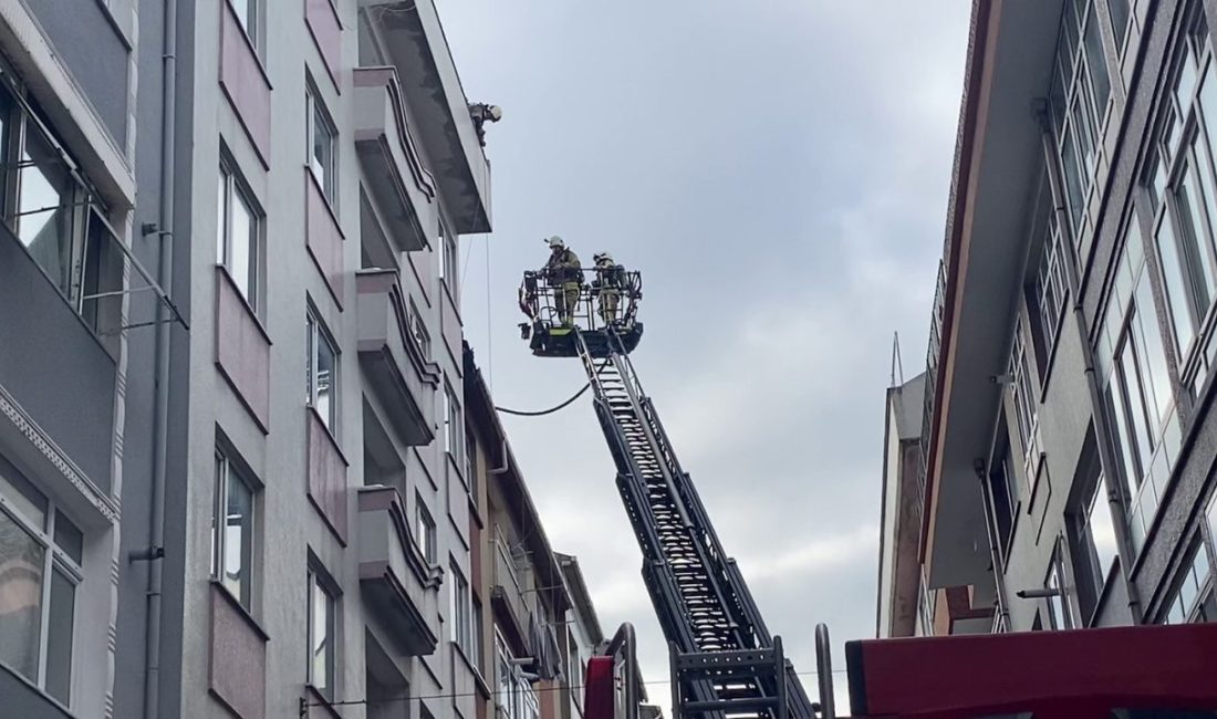 İstanbul Şişli’de henüz bilinmeyen bir nedenle 5 katlı bir binanın