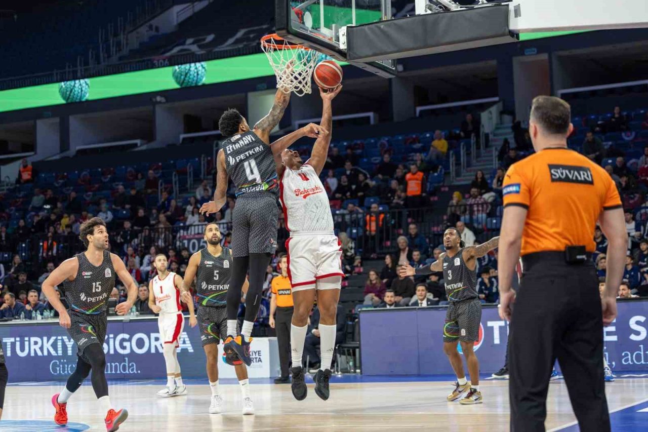 Türkiye Sigorta Basketbol Süper Ligi’nin 14. haftasında Bahçeşehir Koleji, konuk