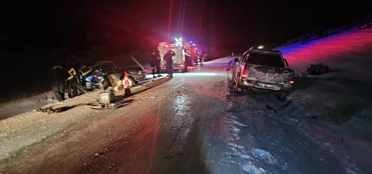 Bilecik’te meydana gelen trafik kazasında 3 kişi yaralandı. Kaza dün