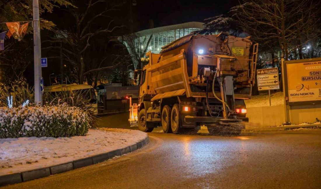 Bursa Büyükşehir Belediyesi, kent genelinde etkisini sürdüren kar yağışı ve