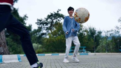 Genç oyuncu Mustafa Konak’ın rol aldığı “Yerçekimi” adlı kısa film,